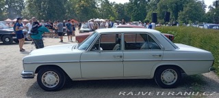 Mercedes-Benz 220 W115 /8 220 D 1971