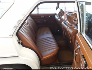 Mercedes-Benz 220 W115 /8 220 D 1971