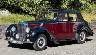 Bentley R Type Sports Saloon (4) 1953