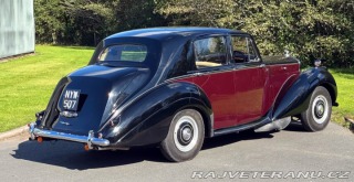 Bentley R Type Sports Saloon (4) 1953