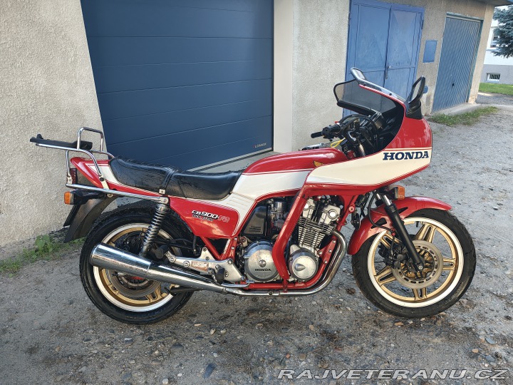 Honda CB 900 Bol d or F2 1982