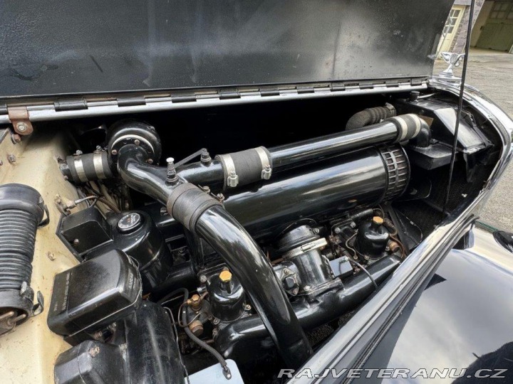 Bentley R Type Sport Saloon (4) 1953