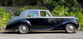 Bentley R Type Sport Saloon (4) 1953