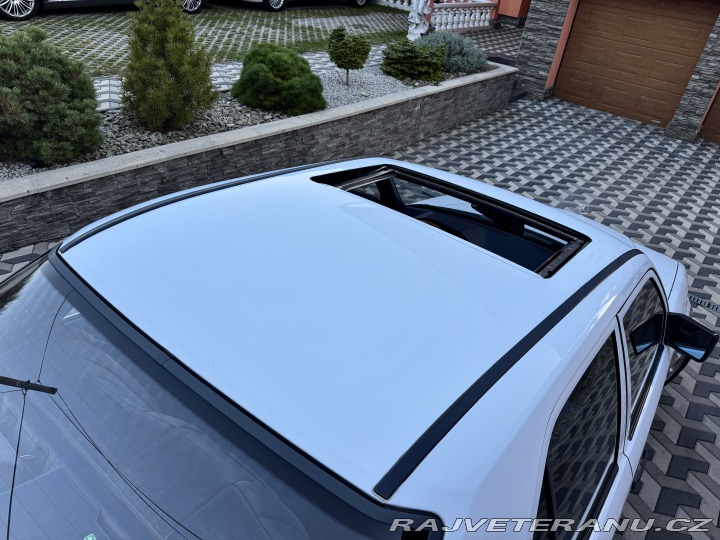 Mercedes-Benz E W124 1987