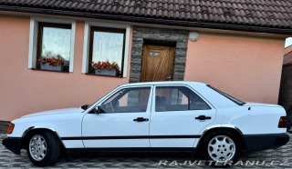 Mercedes-Benz E W124 1987