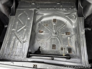 Mercedes-Benz 300 W124 132KW Automat 1987
