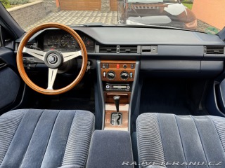 Mercedes-Benz 300 W124 132KW Automat 1987