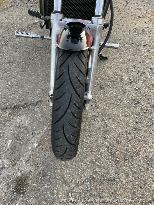 Honda VF 500C Magna 1985