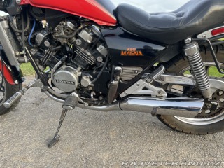Honda VF 500C Magna 1985