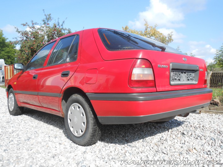 Nissan Sunny 1992