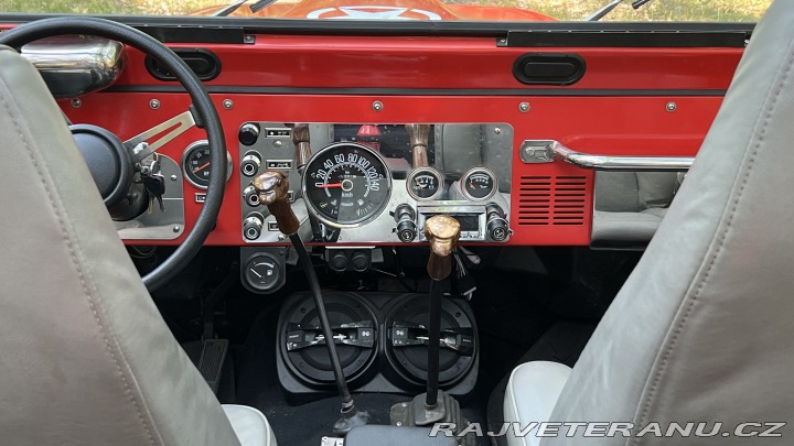 Jeep CJ 1982