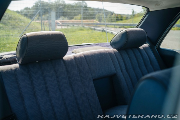Mercedes-Benz 230 e , automat,2.majite!! 1982