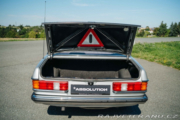 Mercedes-Benz 230 e , automat,2.majite!! 1982
