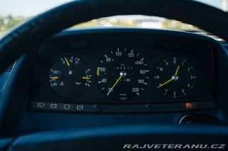 Mercedes-Benz 230 e , automat,2.majite!! 1982