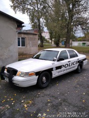 Ford Crown Victoria P71 police interceptor