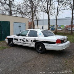 Ford Crown Victoria P71 police interceptor 2002