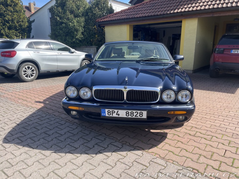 Jaguar XJ 308