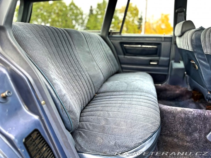 Chevrolet Malibu Classic Wagon 5.0L V8 1983