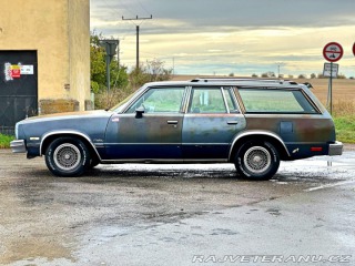 Chevrolet Malibu Classic Wagon 5.0L V8 1983