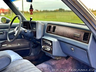 Chevrolet Malibu Classic Wagon 5.0L V8 1983