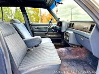 Chevrolet Malibu Classic Wagon 5.0L V8 1983