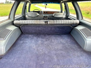 Chevrolet Malibu Classic Wagon 5.0L V8 1983