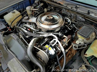 Chevrolet Malibu Classic Wagon 5.0L V8 1983