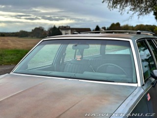 Chevrolet Malibu Classic Wagon 5.0L V8 1983