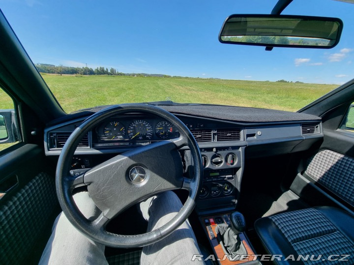 Mercedes-Benz 190 2,3-16V 1986