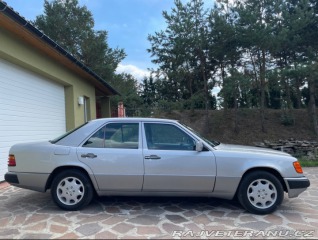 Mercedes-Benz E E 300 1993