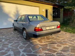 Mercedes-Benz E E 300 1993
