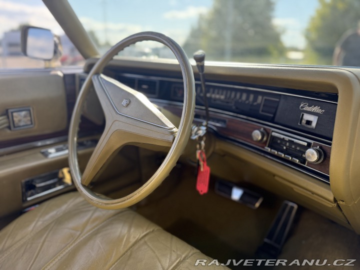 Cadillac Coupe de Ville  1973