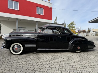 Cadillac Series 62 Coupe