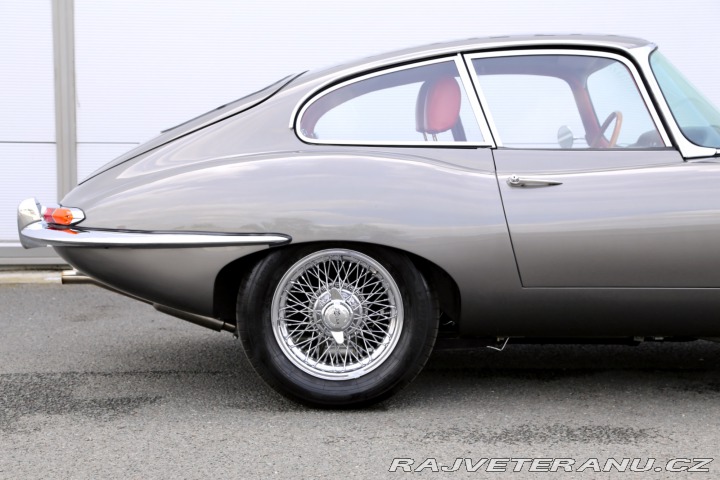 Jaguar E-Type  1967