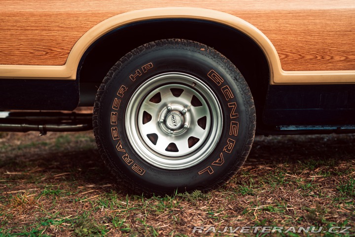 Ford Ranchero Squire 1974