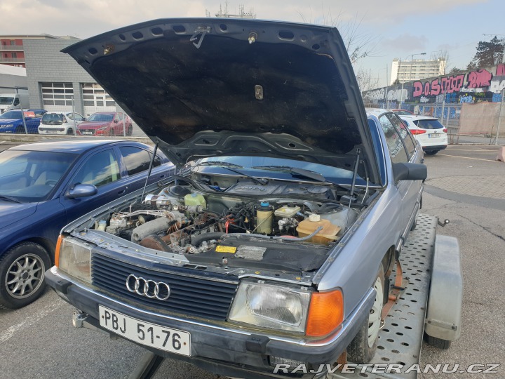 Audi 100 C3 sedan 5V 1987