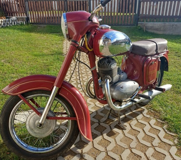 Jawa 250 353