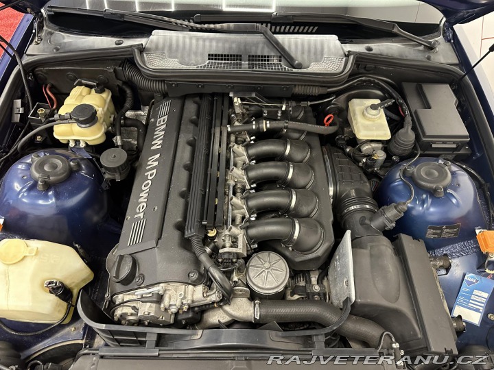 BMW M3 E36*PANO*PLNÁ SERV. HISTO 1993