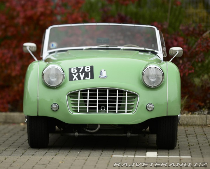 Triumph TR3 LHD (1) 1957