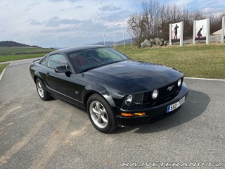 Ford Mustang GT 2005