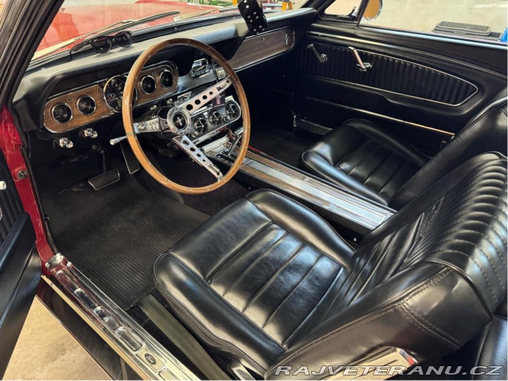 Ford Mustang Fastback 4.7 V8 1966