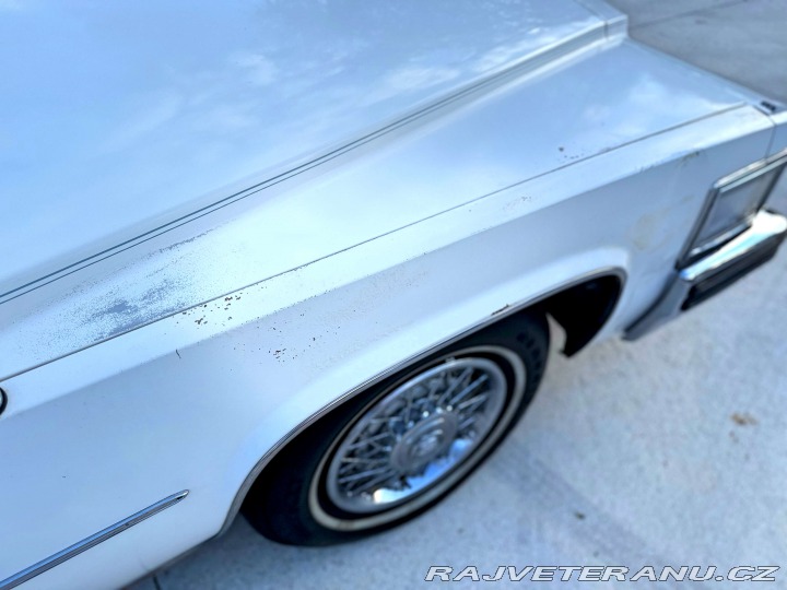 Cadillac Fleetwood 7.0 V8 | 1.majitel 1979