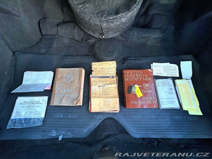 Cadillac Fleetwood 7.0 V8 | 1.majitel 1979