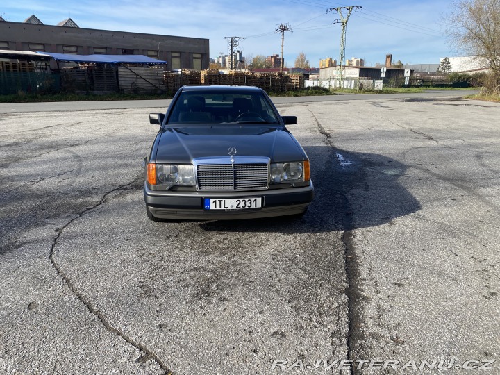 Mercedes-Benz 300 Ce 1988