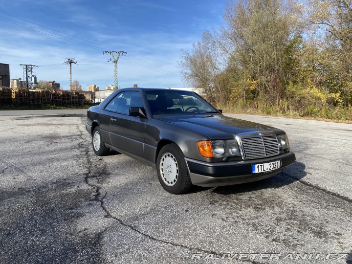 Mercedes-Benz 300 Ce 1988
