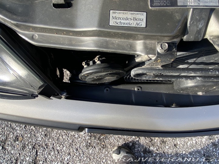 Mercedes-Benz 300 Ce 1988