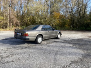 Mercedes-Benz 300 Ce 1988