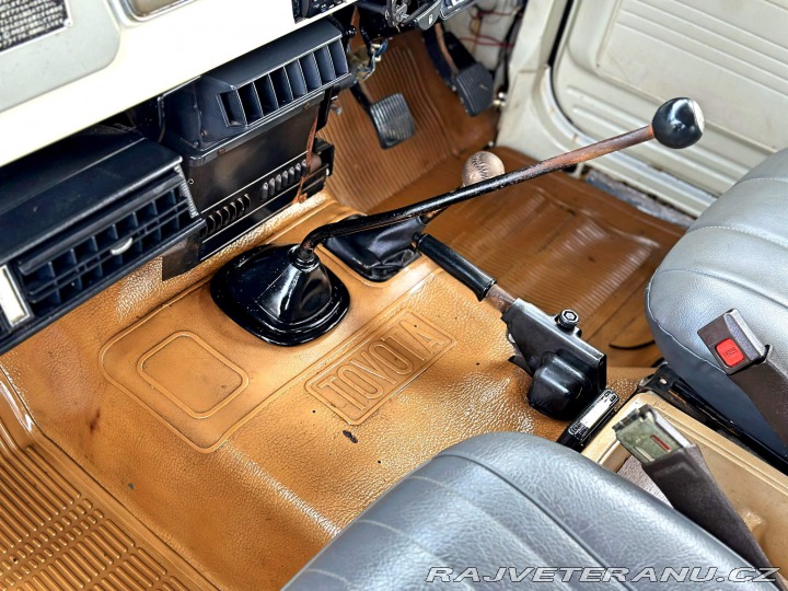 Toyota Land Cruiser K-BJ41V | 3.2D | 24250mil 1980