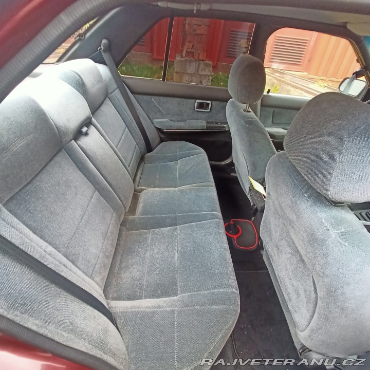 Nissan Ostatní modely Stanza XE 2.4 1991