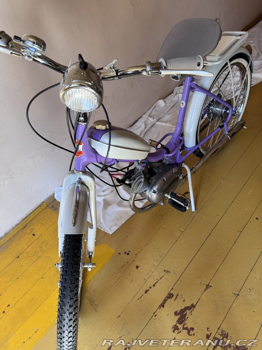 Stadion S11 Jawa moped 1958